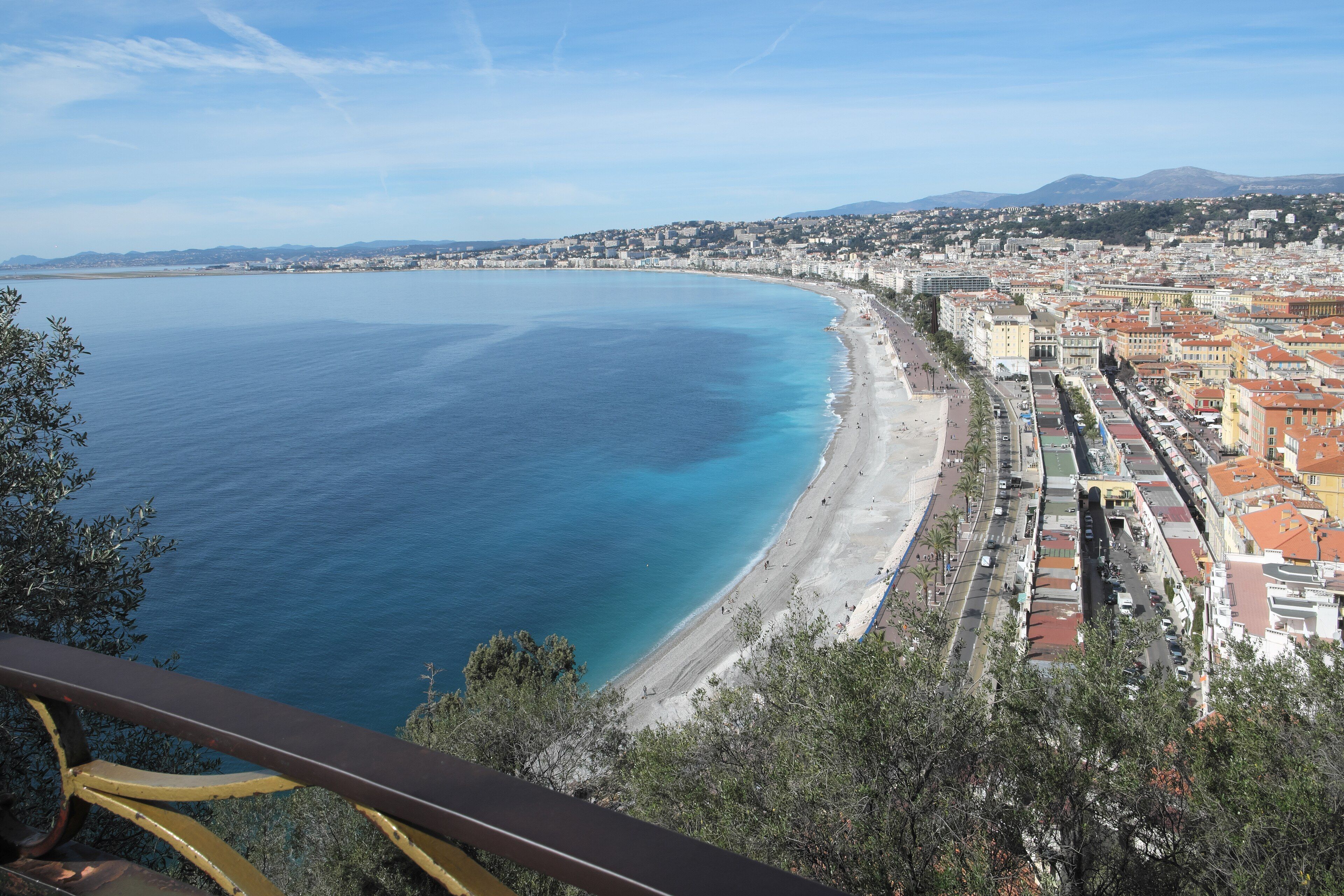 La baie des Anges et la promenade des Anglais à Nice